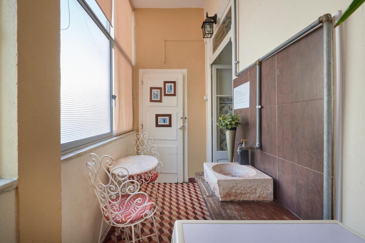 Brand New Hostel Anjos Lisboa Екстериор снимка