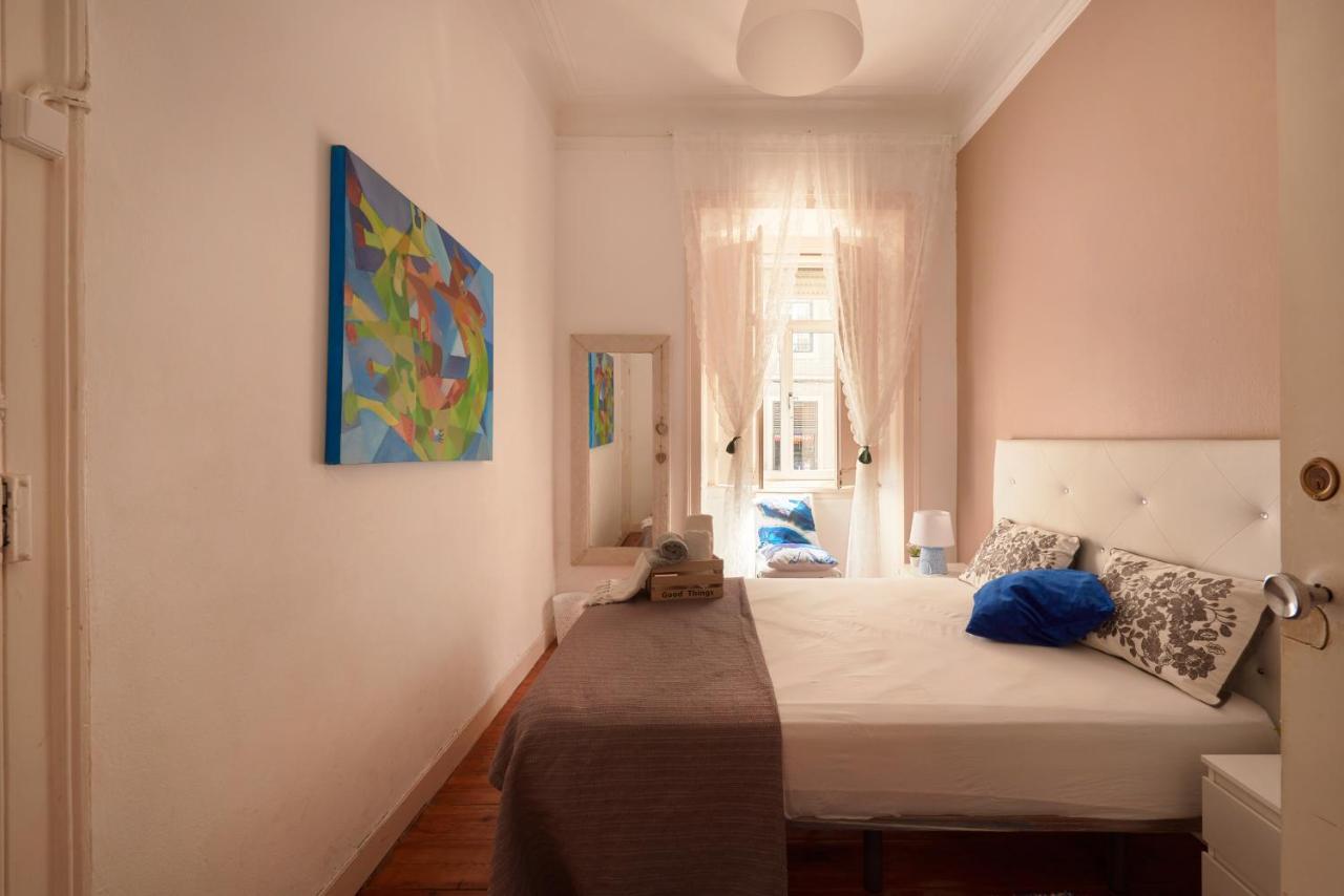 Brand New Hostel Anjos Lisboa Екстериор снимка