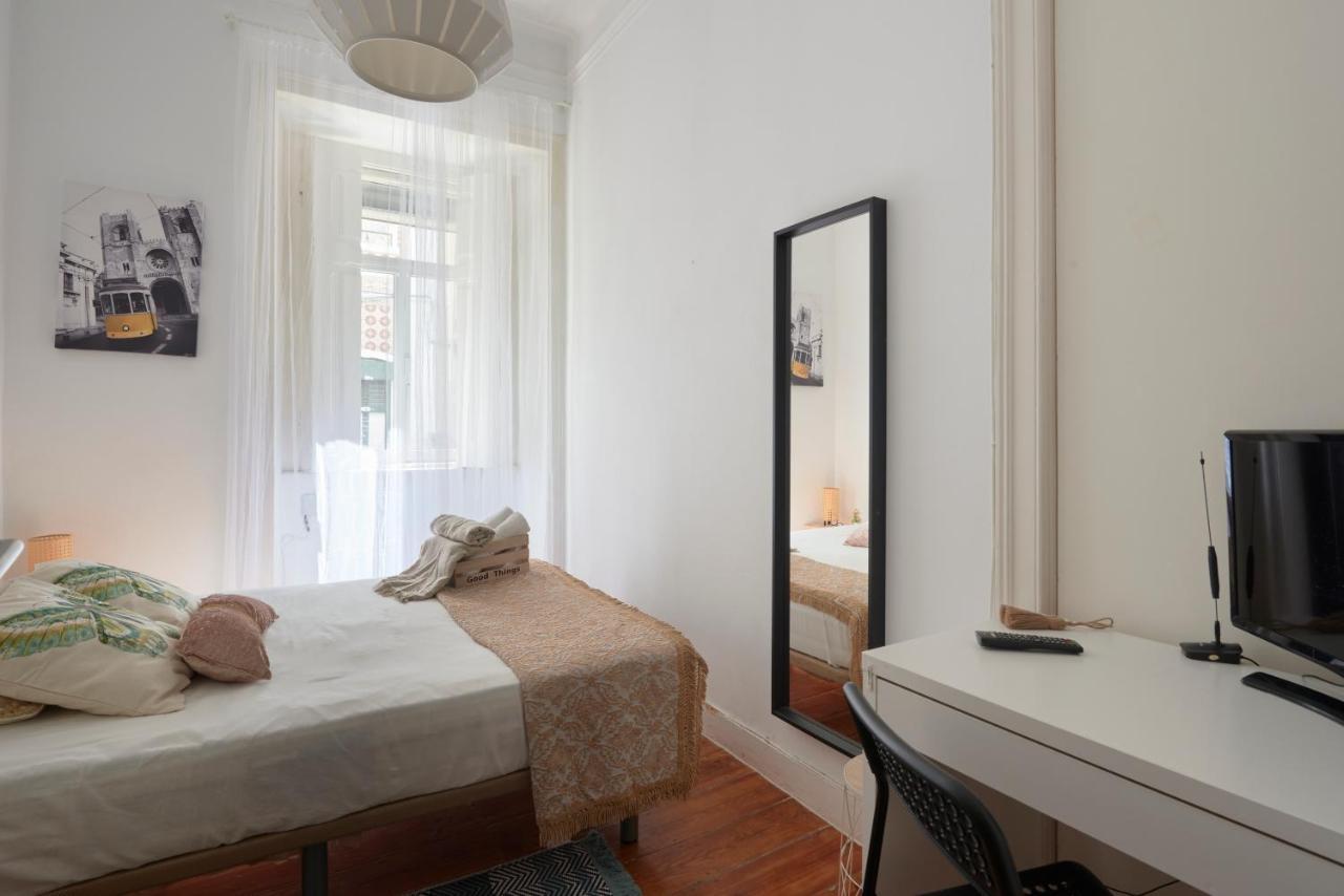 Brand New Hostel Anjos Lisboa Екстериор снимка