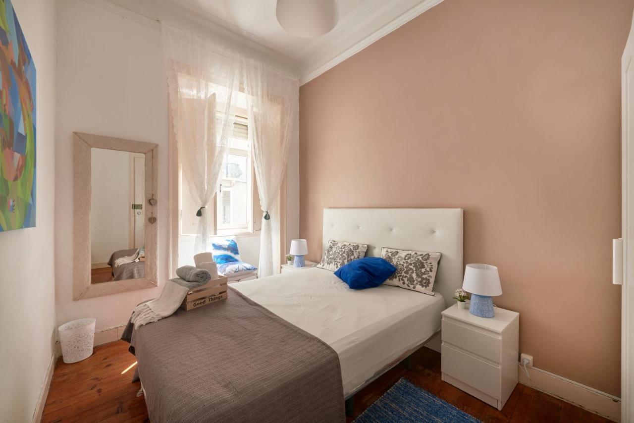 Brand New Hostel Anjos Lisboa Екстериор снимка